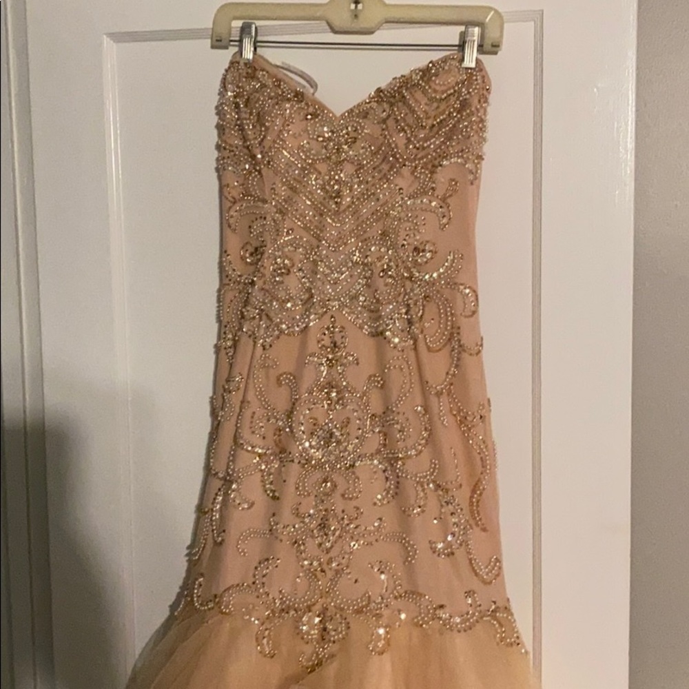 PROM DRESS!!! - Picture 2 of 4